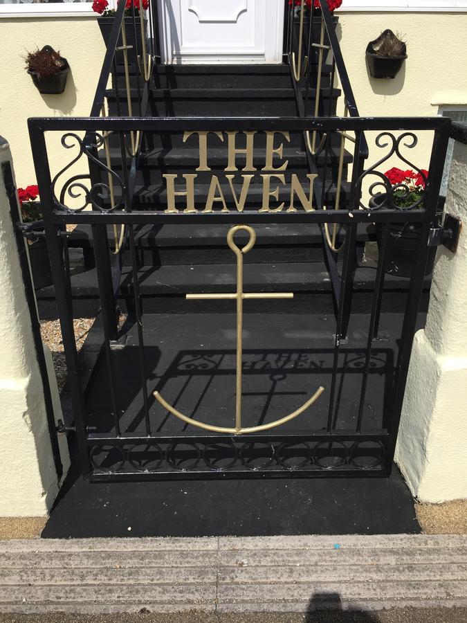 The Haven Hotel Holyhead Exterior foto